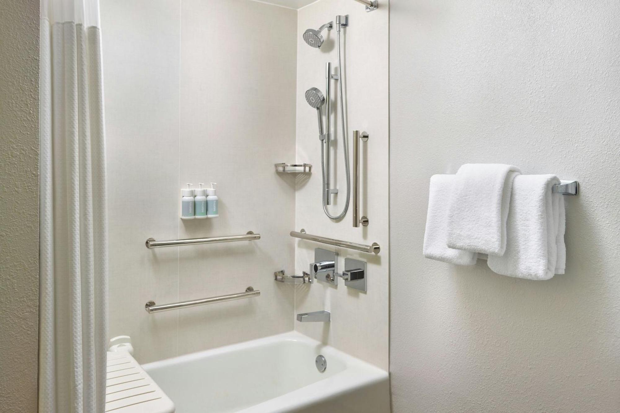 Courtyard Parsippany Hotel Ngoại thất bức ảnh
